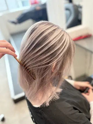 ロング カラー GaKu/ハイトーン /ブリーチ/ブロンドのヘアスタイル