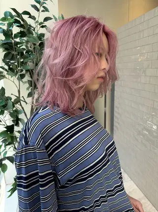 ミディアム カラー SALOWIN所属・ブリーチ✨ ボブ🪢レイヤーのヘアスタイル