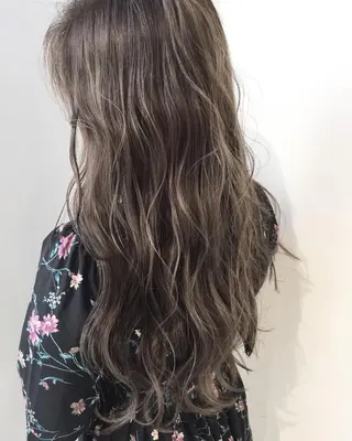 ロング カラー ヘアアレンジ 【公式】amble luxe池袋東口🩷のヘアスタイル
