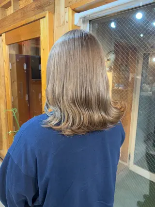 カラー まろみ暖色×ボブ ×chia🕯のヘアスタイル