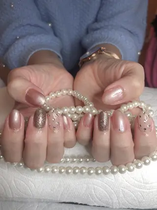 ミディアム ネイル 長さ出し専門 nynaのネイルデザイン