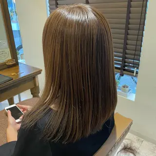 カラー 小川 夏生のヘアスタイル