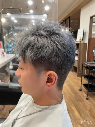 ショート カラー 高橋 春菜のヘアスタイル
