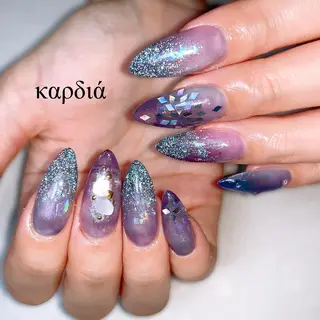 ネイル καρδιά -ｶﾙﾃﾞｨｱ-のネイルデザイン