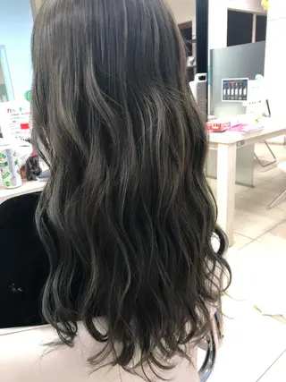 ロング 12月日付限定クーポ ン有👑櫻庭梢のヘアスタイル