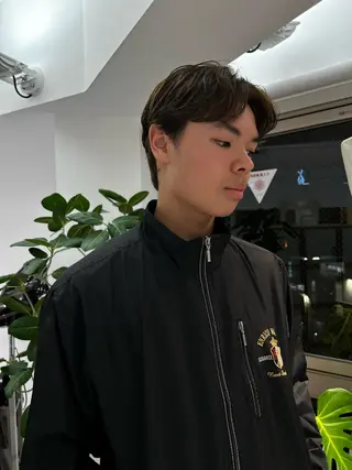 ショート カラー メンズ レイヤーカット/瀬川 琴音のヘアスタイル