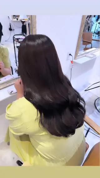 ロング カラー 赤み無し柔らかカラー 【梅田】madokaのヘアスタイル