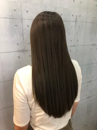 ロング カラー 金沢 広美のヘアスタイル