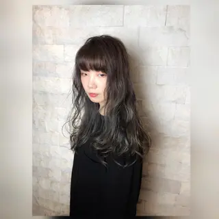ロング 圧倒的美髪ストレート ツダケイタロウのヘアスタイル
