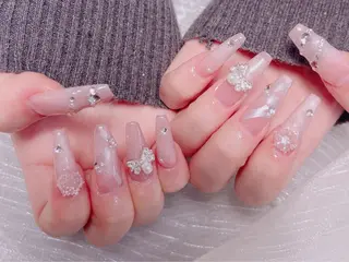 ネイル KARI ネイルサロンのネイルデザイン