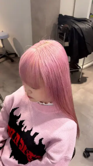 カラー Seleneコウキ ブリーチ/ハイトーンのヘアスタイル