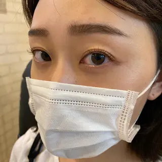 マツエク・マツパ Sia中野新橋 田中 優莉乃のヘアスタイル