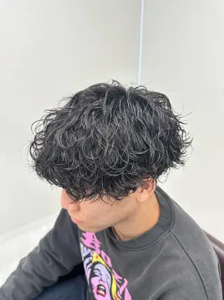 パーマ メンズ ニュアンス/フェザー /ウルフ/伶馬のヘアスタイル