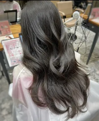 ロング パーマ 💍新宿ショート 💍岩田莉奈のヘアスタイル