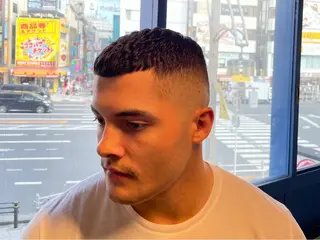 ショート 伊藤 博紀のヘアスタイル