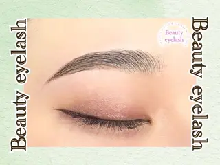 アイブロウ ビューティーアイラッシュメルサ栄店所属・ビューティー アイラッシュメルサ栄のマツエク・マツパデザイン