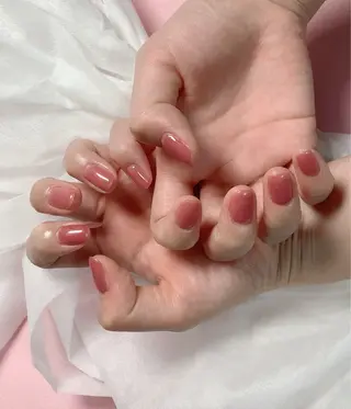 ネイル pink ladyサロン所属・べ にのネイルデザイン