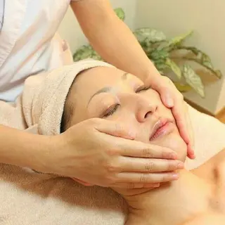 小顔フェイシャル・痩身専門SalonKeiko所属・大内 圭子のエステ・リラクイメージ