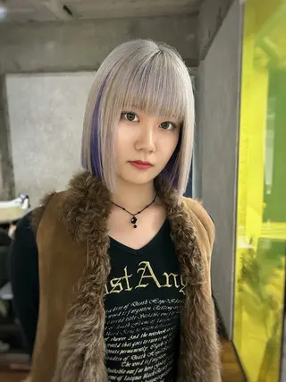 ミディアム カラー ナチュラル・ハイトー ン🏆HINOKIのヘアスタイル