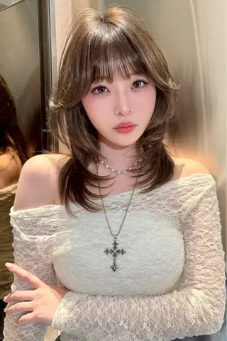 セミロング 大宮🤍縮毛矯正 レイヤー🪽なるのヘアスタイル