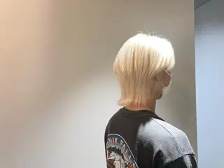 カラー メンズ 透明感ハイトーン☆ 今津 佑太のヘアスタイル