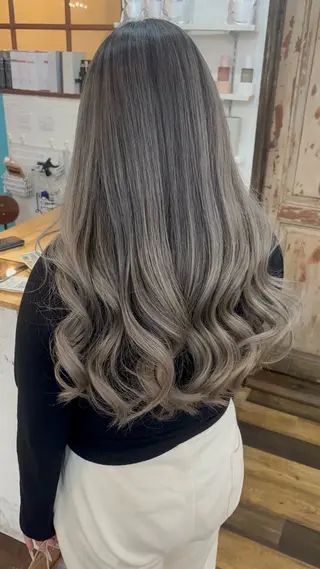 セミロング GENIC by Nogio所属・川下 諒のヘアスタイル