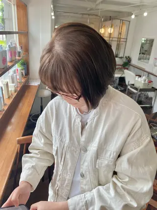 ショート カラー Kazaoka Saraのヘアスタイル