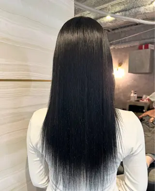 ロング カラー Hina🐣 elubylovisのヘアスタイル