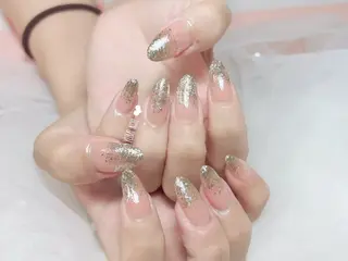 ネイル 𝐲𝐮𝐦𝐢🎀 長さ出しデザイン専門のネイルデザイン