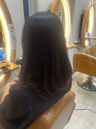 セミロング adorableけやき通り店所属・adorable 小西彩里のヘアスタイル