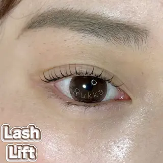 マツエク・マツパ Rukka Eye&Beautysalon所属・江原 智美のエステ・リラクイメージ