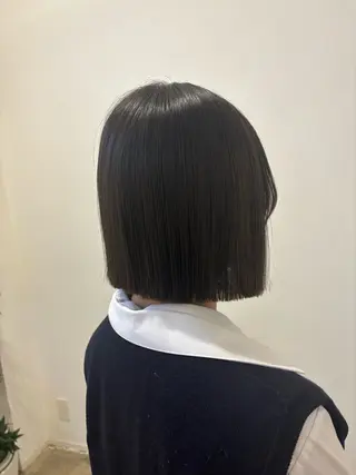 ミディアム 田中 梨緒のヘアスタイル