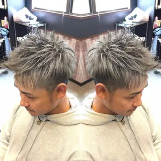 ショート カラー KIRA スズキ タクヤ／店長のヘアスタイル