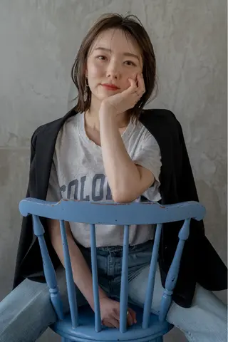 ミディアム カラー 落合 妙佳のヘアスタイル