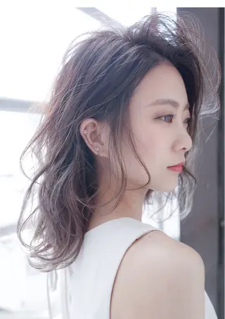 ミディアム neaf 六本木店所属・六本木🫧パーマ 望月彩音のヘアスタイル