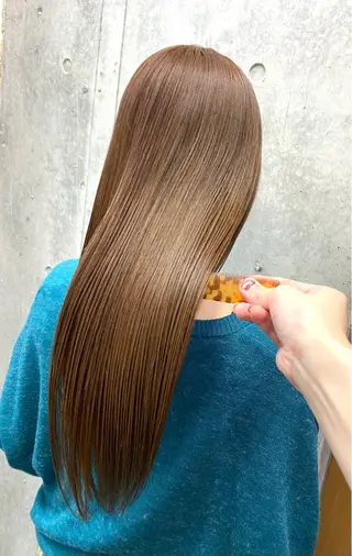 ロング ❣️髪質改善特化❣️ カモアオイのヘアスタイル