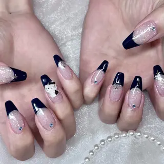 ネイル mimi 高石桃朱のネイルデザイン