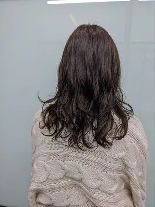 セミロング 寺田 ゆりのヘアスタイル