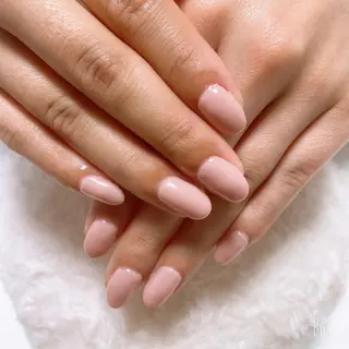 ネイル The Best Beauty受付担当のヘアスタイル