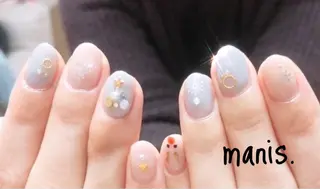 ネイル manis .のネイルデザイン