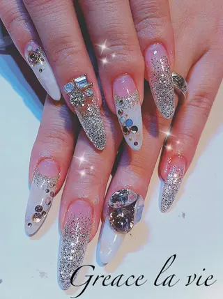 ネイル Greace la vie所属・Greace  la vieのネイルデザイン