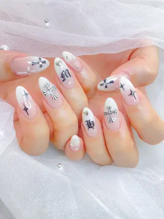 ネイル 五十嵐 美智のネイルデザイン