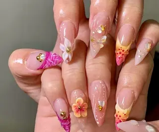 ネイル リボン、ガーリー パーツ放題専門店のネイルデザイン