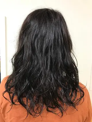 セミロング カラー パーマ 横田 尚登のヘアスタイル