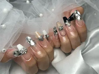 ネイル rea .のネイルデザイン