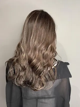 ロング カラー emu所属・小顔カット/レイヤー 美髪特化/千葉中央のヘアスタイル