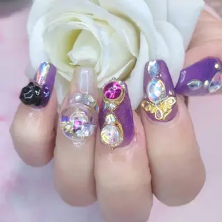 ネイル エステとネイル ローズコンフォートのネイルデザイン