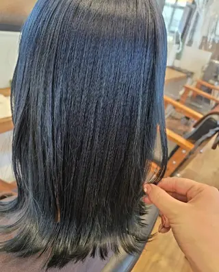 カラー 関口 友菜のヘアスタイル