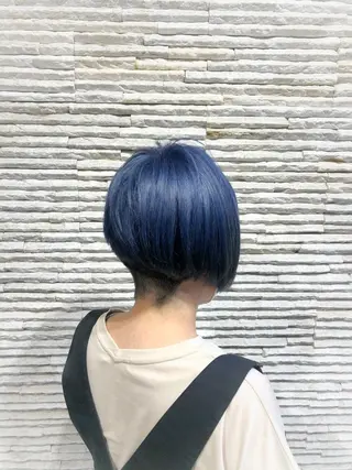 ショート カラー 嶋田 ゆきのヘアスタイル
