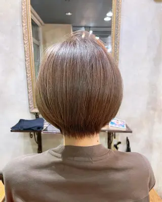 ショート カラー パーマ ヘアアレンジ メンズ キッズ ネイル マツエク・マツパ アイブロウ 髪質改善✨ハツメイ オグ✂️のヘアスタイル